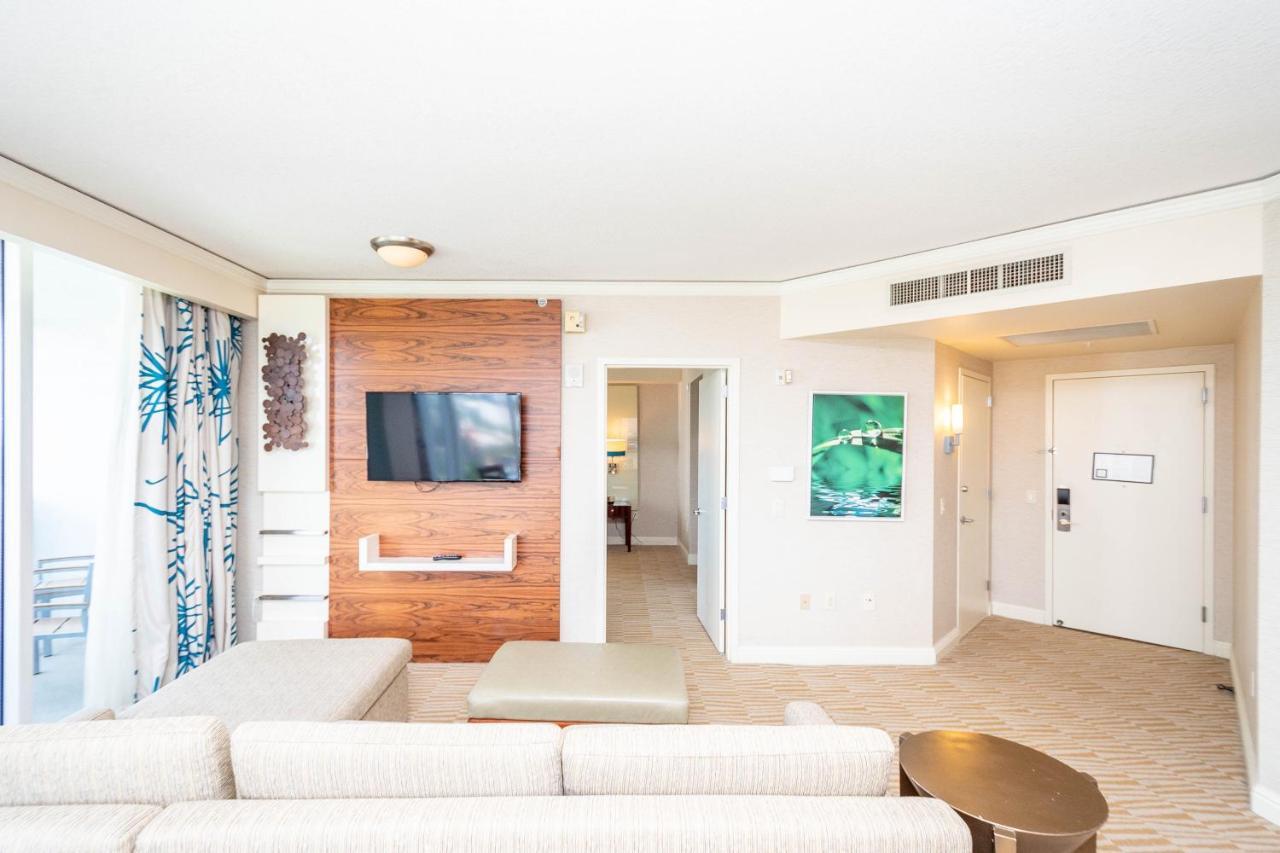 Trump Intl 2 Bedroom Apartment 1600 Sqf Ocean And Bay View Sunny Isles Beach Exteriör bild