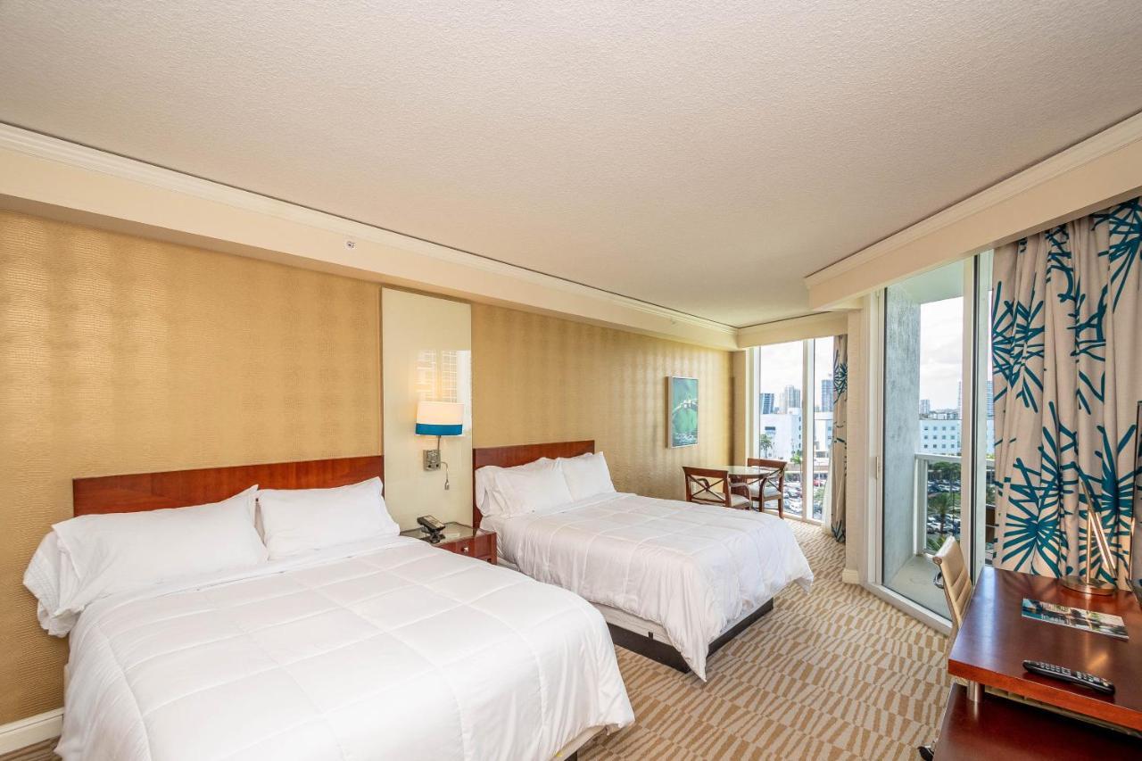 Trump Intl 2 Bedroom Apartment 1600 Sqf Ocean And Bay View Sunny Isles Beach Exteriör bild