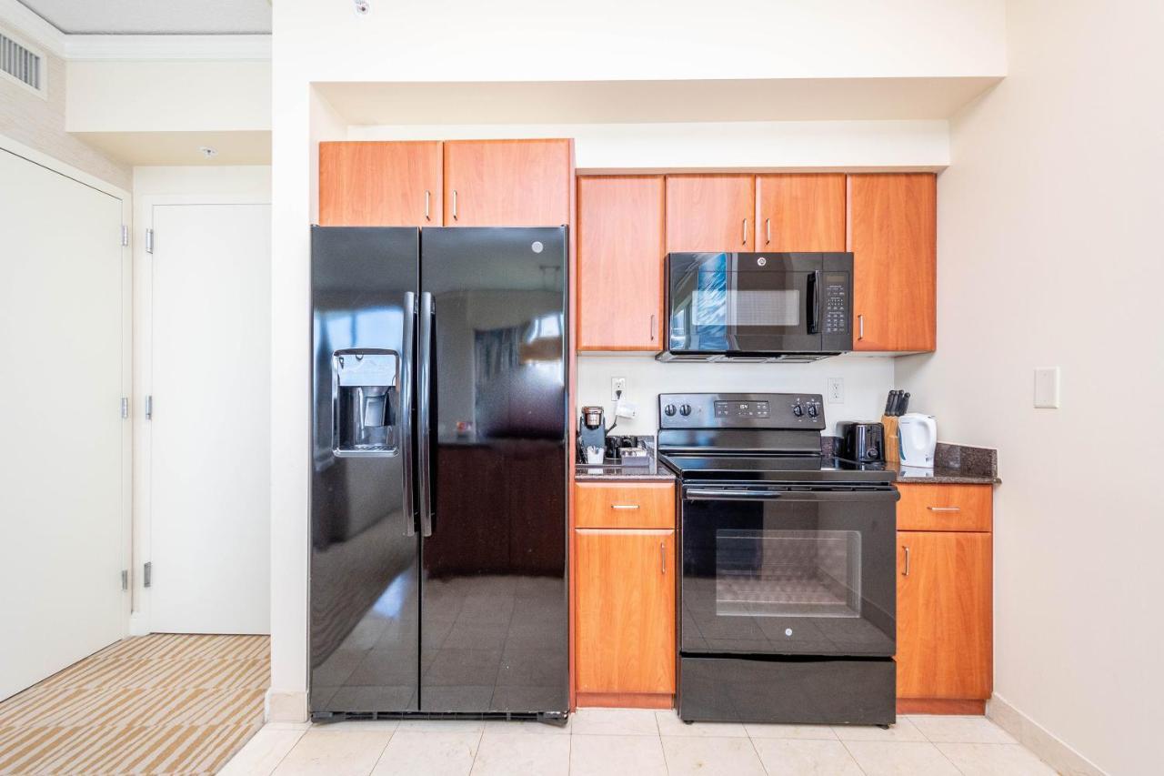 Trump Intl 2 Bedroom Apartment 1600 Sqf Ocean And Bay View Sunny Isles Beach Exteriör bild
