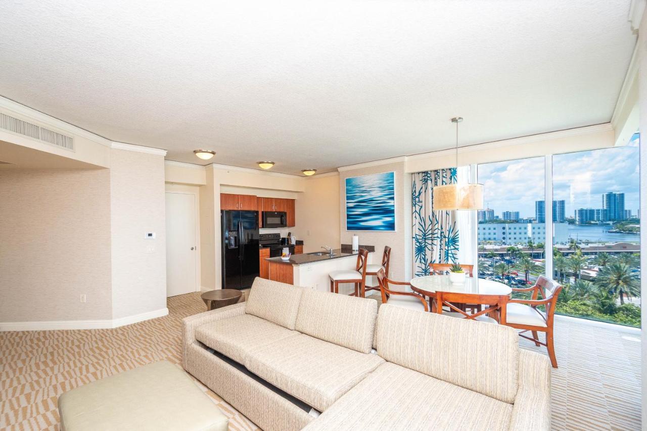 Trump Intl 2 Bedroom Apartment 1600 Sqf Ocean And Bay View Sunny Isles Beach Exteriör bild